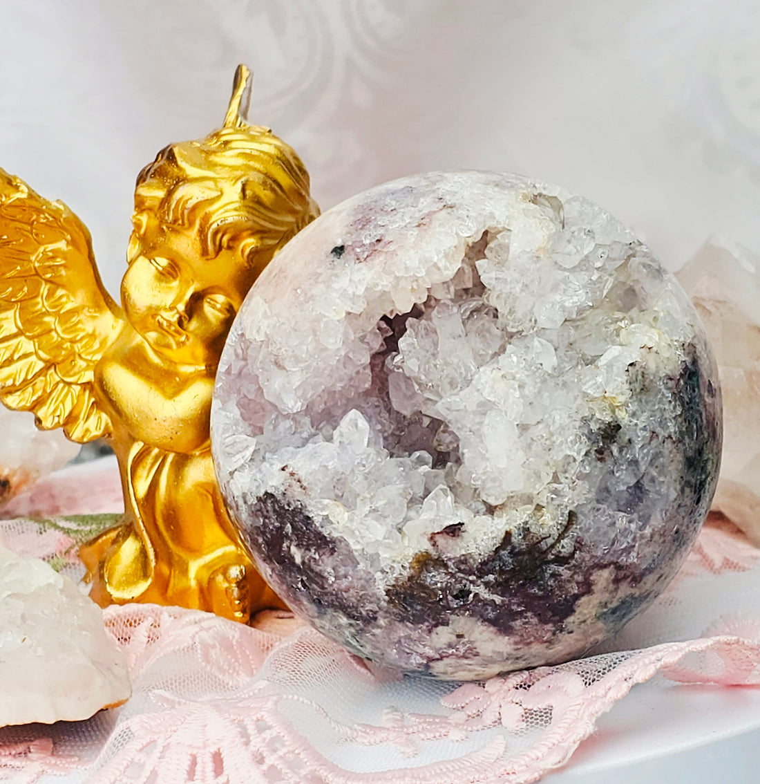 Enchanting Crystal Gifts for Her: Find the Perfect Presents