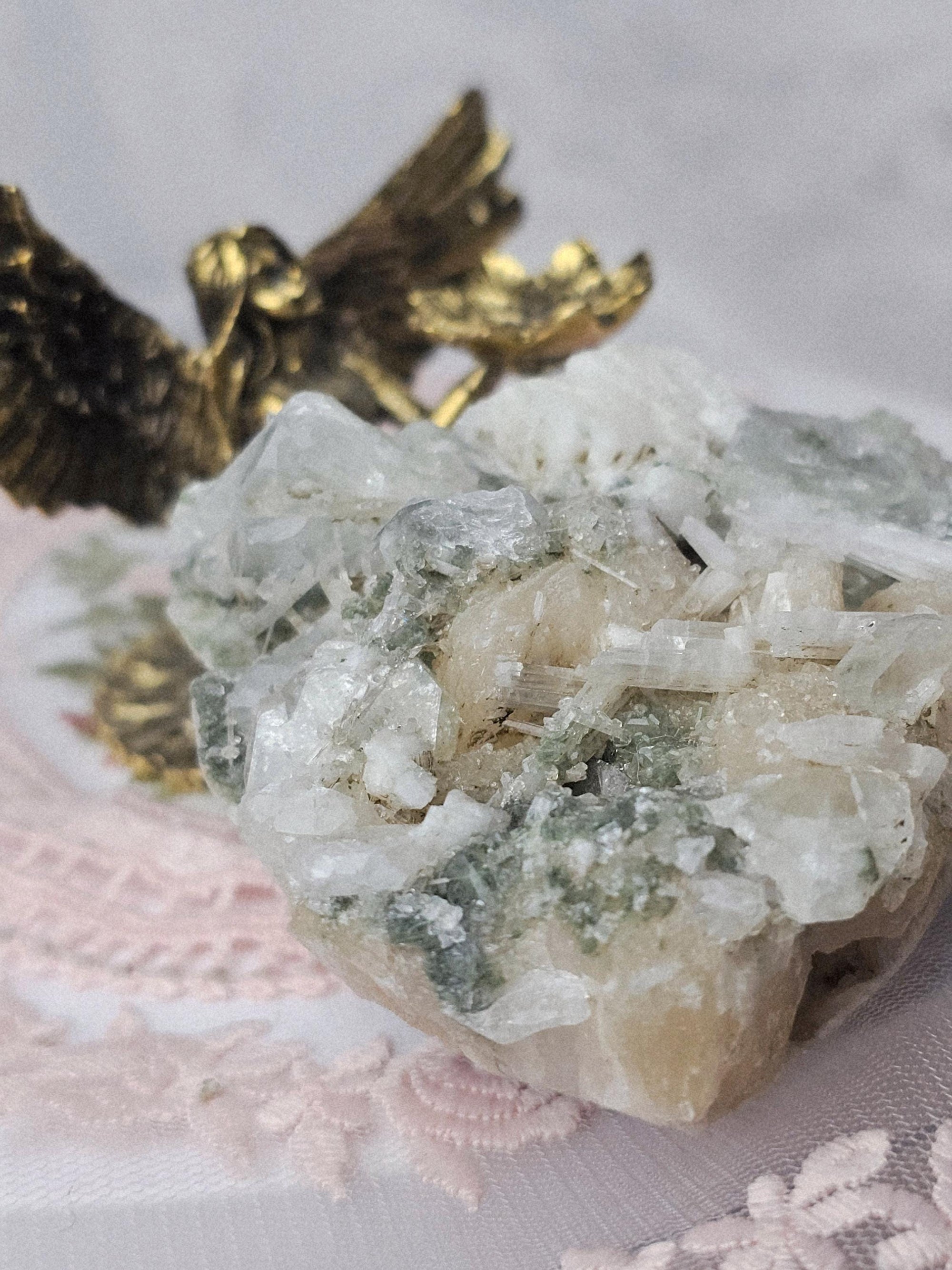 RARE Candy Apple Green Apophyllite with Scolecite and Stillbite from India , Apophyllite, Crystal, Crystal