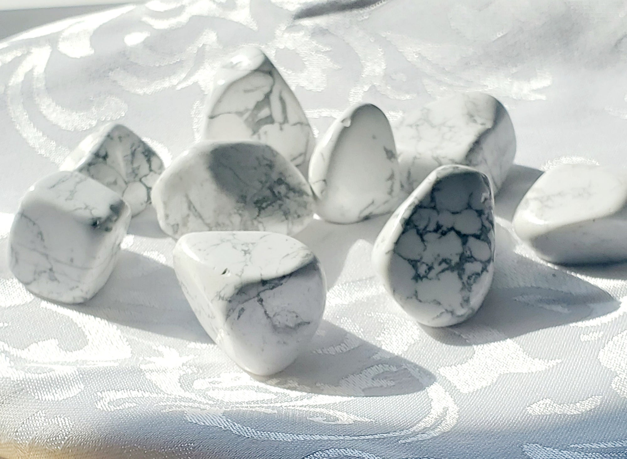 5 Howlite Tumble Stones- 130gms Howlite Tumble Stones,White Howlite, Chakra Stone, Howlite Crystal,Healing Stones,Tumble Stones