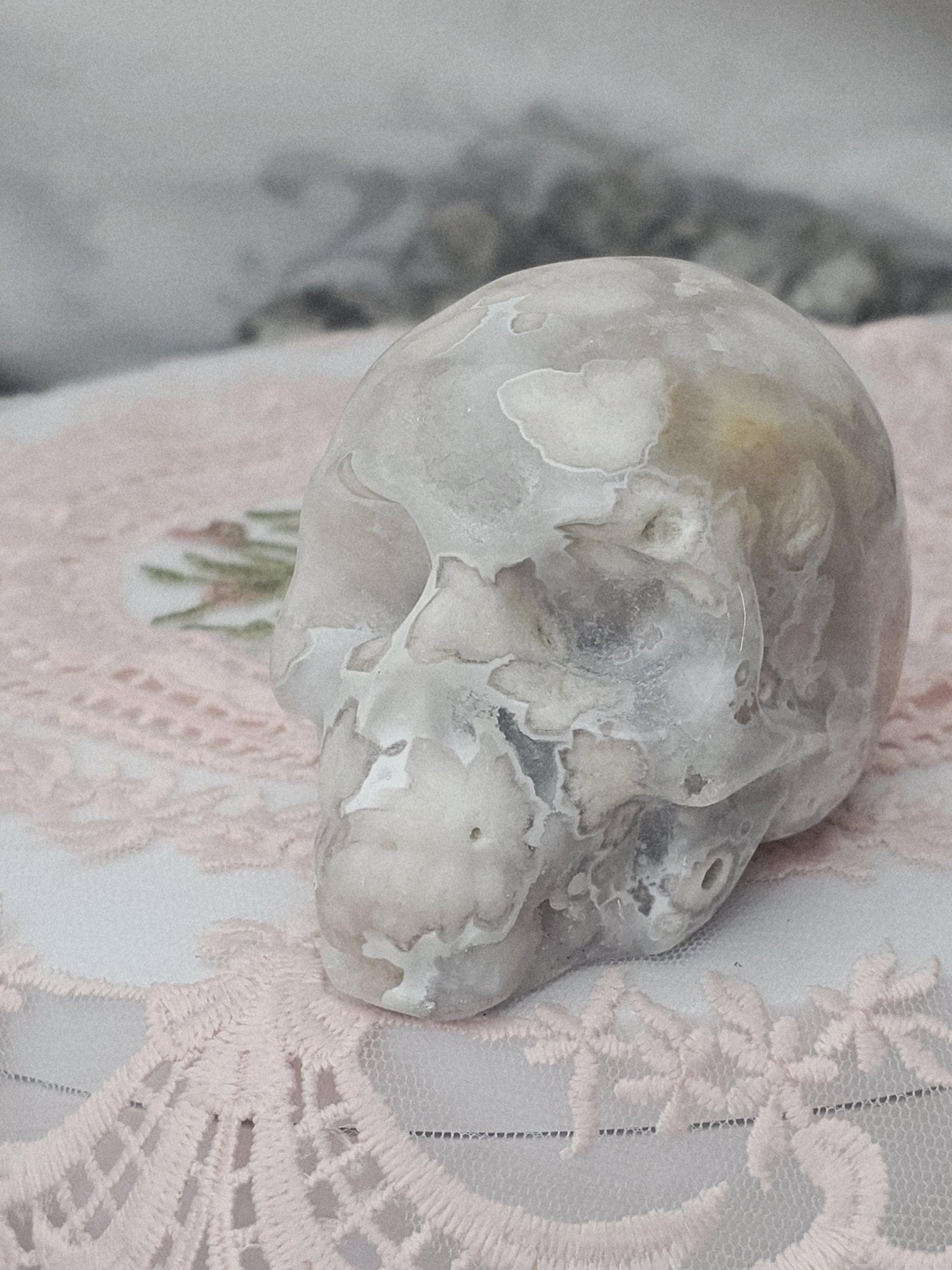 Flower Agate Skull  / Cherry Blossom / High Quality / Crystal Energy / Chakra Stone / Crystal Healing / Meditation Stone