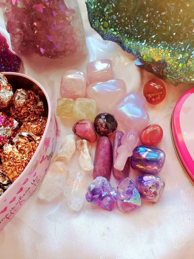 Crystal Box, Crystal Set, Crystals
