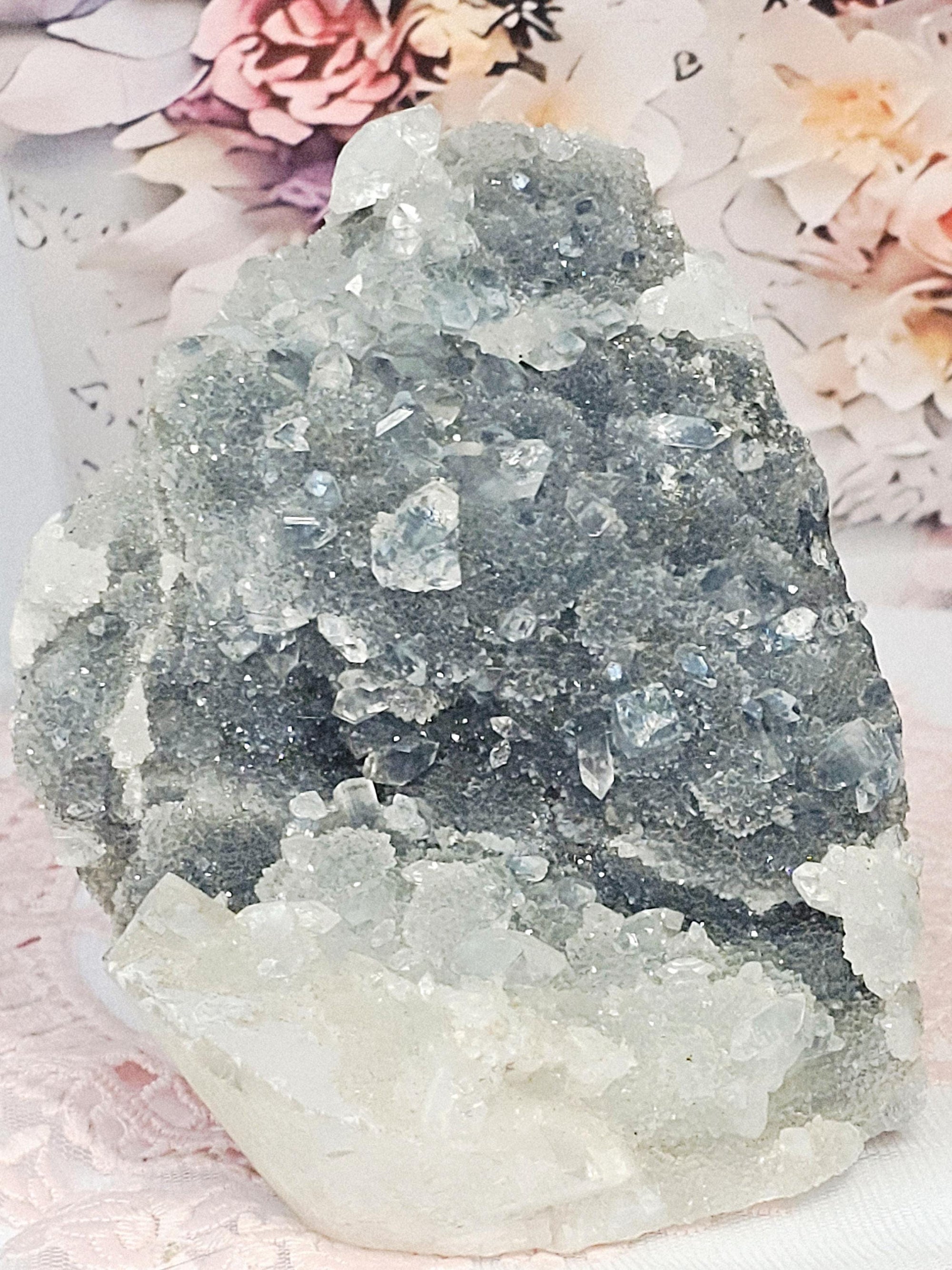 Blue Chalcedony woth Diamond Apophyllite and Calcite from India , Apophyllite, Crystal, Crystal