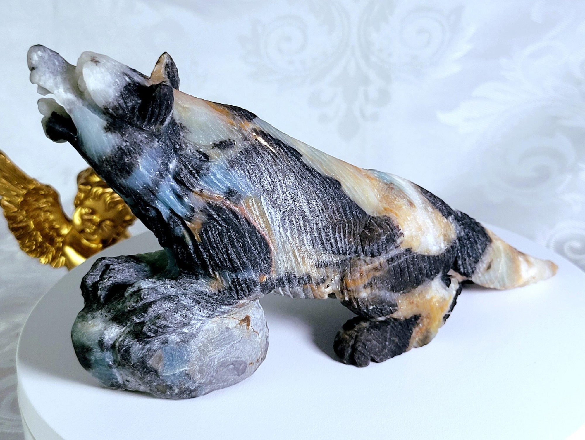 Caribbean Calcite Wolf, Crystal Wolf, Wolf Sculpture, Wolf, Home decor