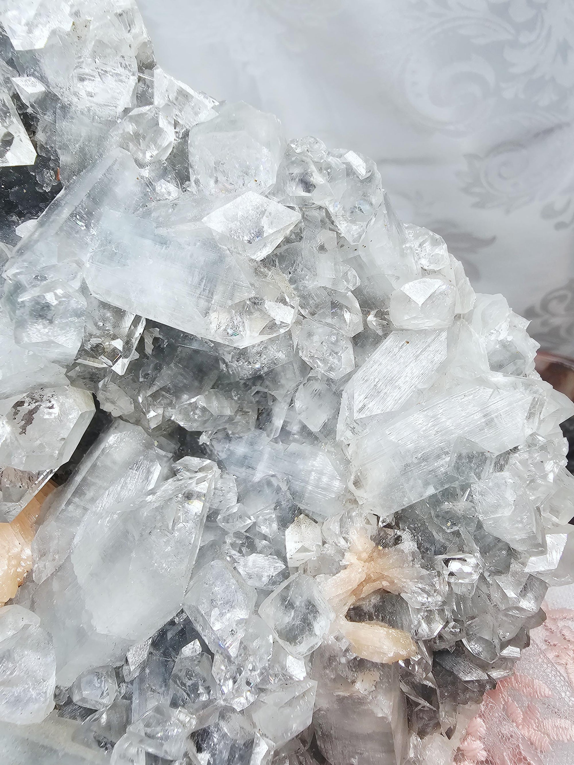 RARE LG 6lb Chrome Diamond  Apophyllite  with Stillbite from India , Apophyllite, Crystal, Crystals