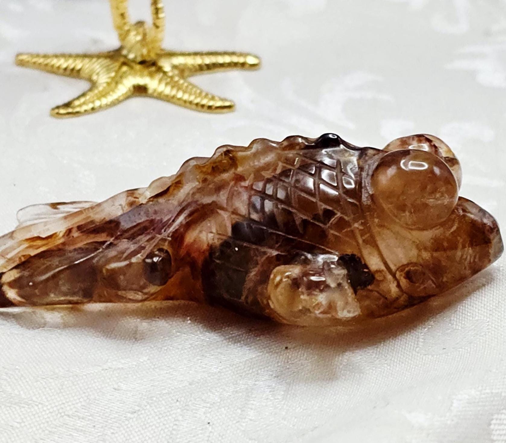 Golden Fire Quartz Fish, Golden Healer, Feng Shui Wealth Symbol, Home Decor, Meditation Tool